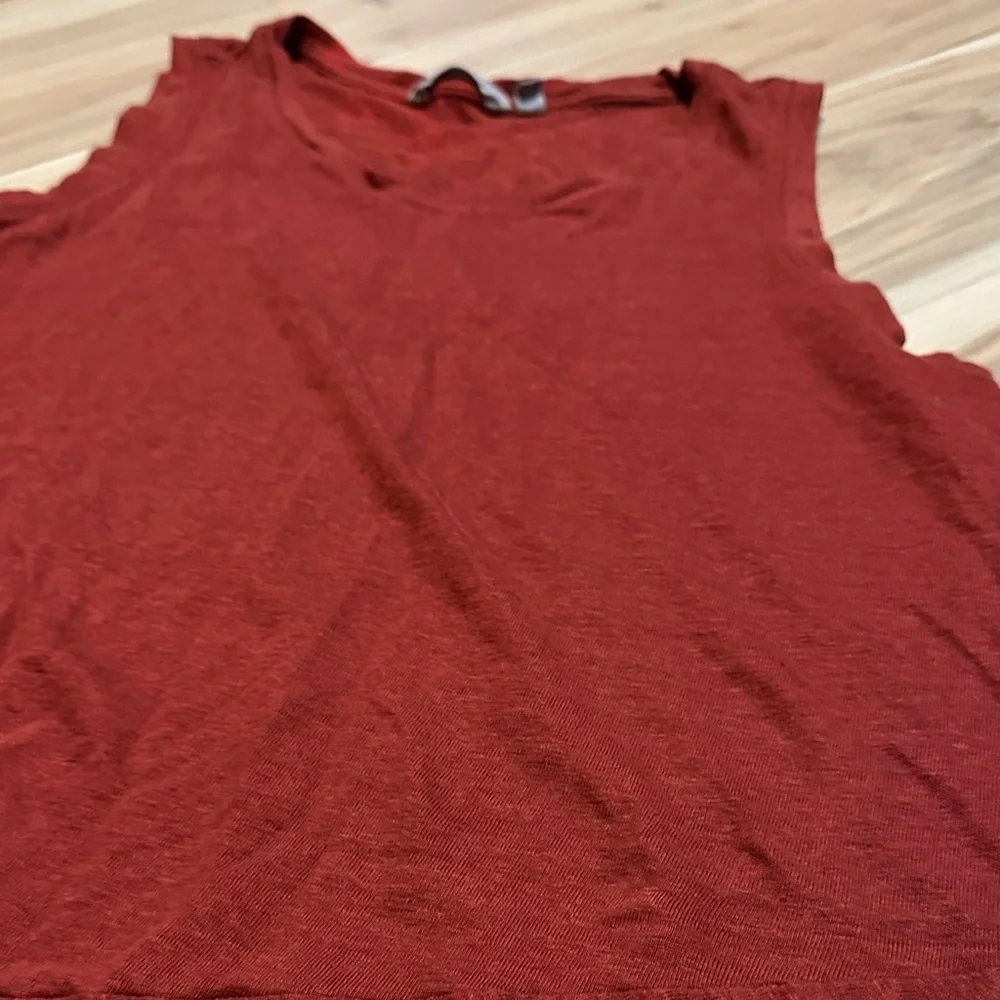 Athleta Linen Red/Maroon Tank Top XL - Picture 6 of 7